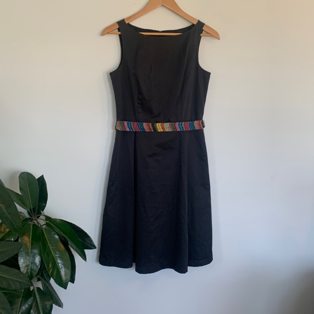 Flattering charcoal grey dress with rainbow belt 8